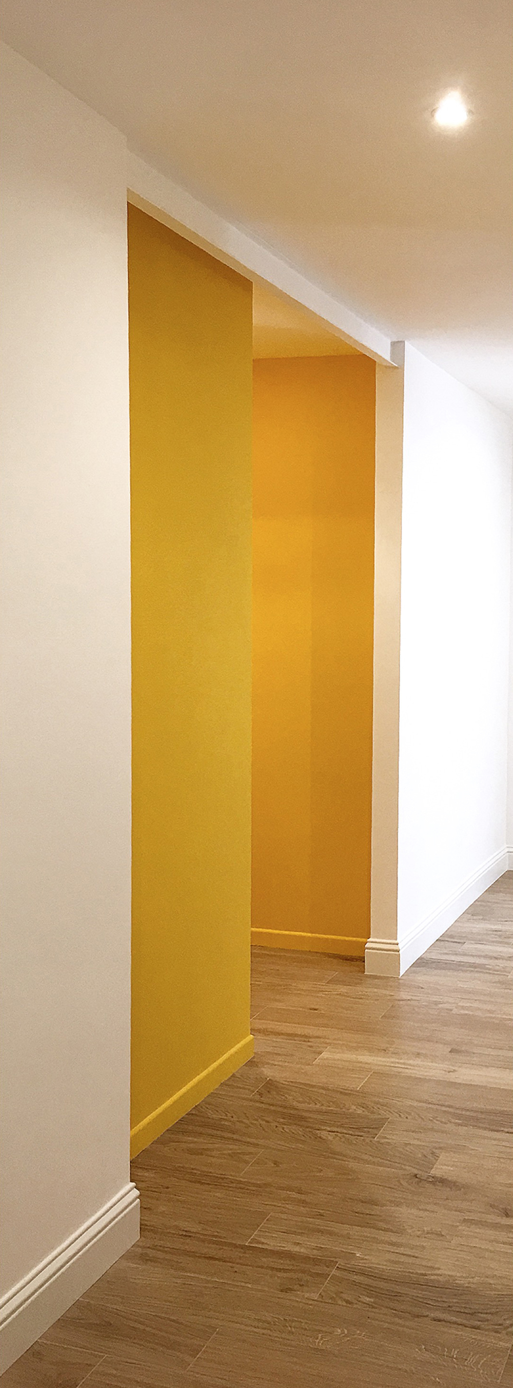 Bomori Architetti - Paint It Yellow!